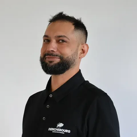 Donovan FARGUES-FUCHS, Formateur Mécanicien Systèmes