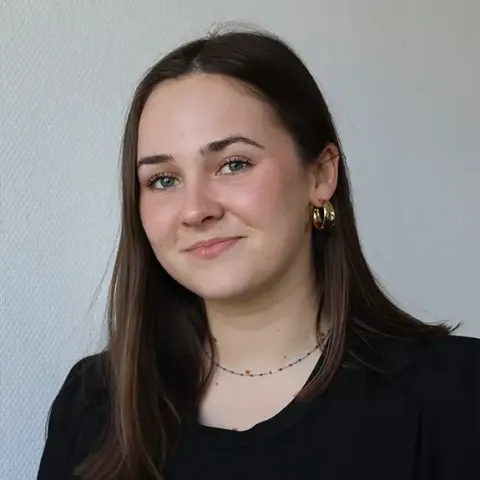 Mathilde Martinez, Accueil / Support administratif